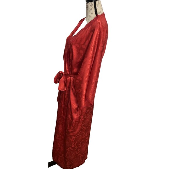 Vintage 90s Linda Bis Red Robe Lace Trim Rose Embossed One Size w/ Pockets - Picture 2 of 8